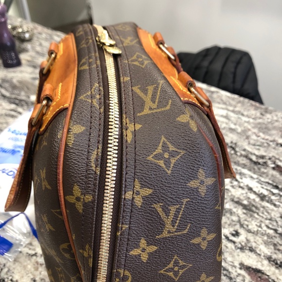 [sold] Louis Vuitton Excursion bag - Picture 2 of 7